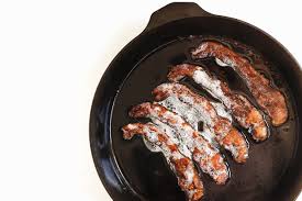 Roast beef has been a dinner table staple for many years. How To Cook Bacon In A Cast Iron Skillet Field Company