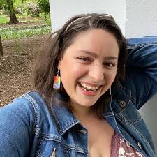 Bethany Pullen (@beautifullybookishbethany) • Threads, Say more