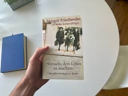 November 1921 in berlin als margot bendheim) ist eine deutsche überlebende des holocaust, die bis heute als zeitzeugin auftritt. Versuche Dein Leben Zu Machen Margot Friedlander Uarrr Org