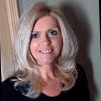 Lisa Tysinger's Instagram, Twitter & Facebook