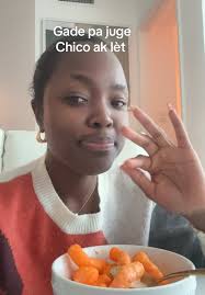 We’re eating and we dont judge ☺️😭😭😭 #fyp #viral #welistenanddontjudge  #haitian #haitiantiktok🇭🇹