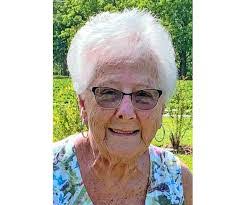 Joanne Hubble's Instagram, Twitter & Facebook