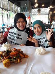 Maybe you would like to learn more about one of these? Cerita Kami Shell Out Desa Pandan