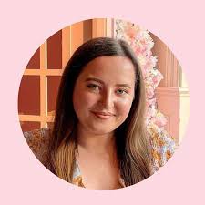 Top 22 female marketers to follow in 2022