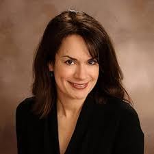 Lynette Paul's Instagram, Twitter & Facebook