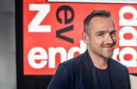 Hit the subscribe button to track updates in player fm, or paste the feed url into other podcast apps. Xavier Taveirne Keert Terug Naar De Ochtend Op Radio 1 Kw Be