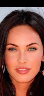 Ich hasse diesen verdammten heuschnupfen!, alkohol tötet langsam! Findet Ihr Ariana Grande Oder Megan Fox Hubscher Musik Aussehen Stars