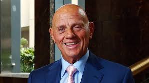 Lew shrugs off Premier pay protest