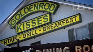 Famous goldenrod kisses, homemade ice cream, classic new england dining since 1896. Historic Maine Candy Store Suffers Amid Covid 19 Coronavirus Newscentermaine Com