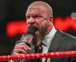 Triple H informó que él será quien se esté encargando del programa NXT los  miércoles en la noche por USA y que oficialmente Vince McMahon no estará  involucrado ni participará en la