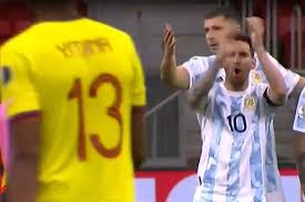 Ayer el arquero argentino se había martínez debió ser amonestado por conducta antideportiva antes del penal ejecutado por mina y expulsado al festejar realizando gestos con ambos. Dn1a4sykqy Qom