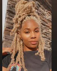 Terri Grey (terrigris)