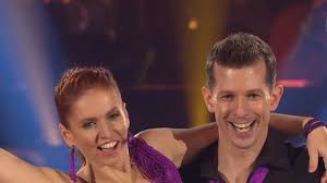 Letošní stardance, která opět přinese spoustu novinek, je v. Nejkritizovanejsi Soutezici Stardance Je Nora Fridrichova Nesympaticka A Drevo Pisi Lide Extra Cz