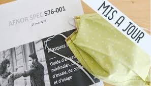Tuto Coudre A La Main Un Masque Type Afnor L Atelier Des Gourdes En 2020 Masque Tissu Tuto Tissu Artisanal