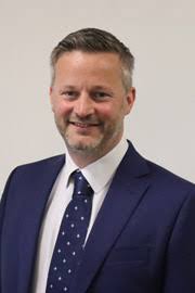 Executive directors :: East Cheshire NHS Trust