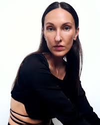 Get to know this magical #muse Bianca Espinal @biaemusic 🙌🏻⚡️🎶 a  phenomenal NY based singer/songwriter whose voice and talent is gracing the  official soundtrack of @afilmbydashkolos CROWN 🙏🏻 stay tuned. 🎵 Fallin'  @aliciakeys