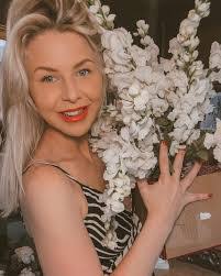 Meagan Carroll's Instagram, Twitter & Facebook