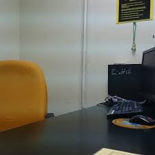 Adi jaya mempersiapkan anggaran biaya tenaga kerja untuk tahun 2020, dengan data berikut ini. Jabatan Tenaga Kerja Subang Jaya