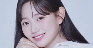 Cho Chae-yun (조채윤) @ HanCinema