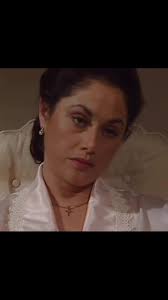 Adópteme Maestra: Angelica Aragon en Agujetas de Color de Rosa