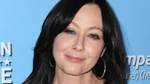 Doherty had compiled the guest list, but it was piro, her oncologist, who drove the conversation. Brustkrebsdiagnose Shannen Doherty Denkt Nicht Ans Sterben Promiflash De