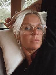 Today. No complaints. Hangover. Laundry. Hoovering. Saw an aeroplane. No,  saw two. No cooking. Leftovers. Hair of the dog. Tan-haters, hate on.  Tomorrow is winter again, dem forecasters say. What do they