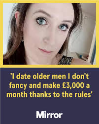 Tricolours for sale €2, Bunting €2 It's €6 delivery to all of Ireland 🇮🇪  Contact Joan Mulligan