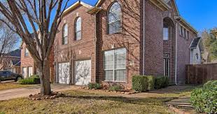 1929 Stonecourt Dr Bedford Tx 76021 Tall Ceilings Beautiful Homes