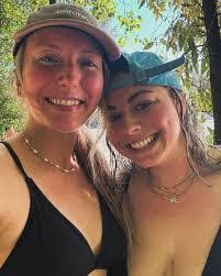 Cecilia Gill's Instagram, Twitter & Facebook