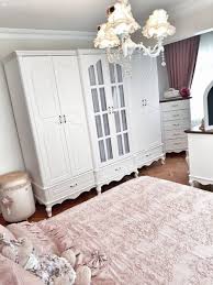 Sicak Renkler Zarif Bir Stil Sena Hanimin Country Esintili Evi Goruntuler Ile Yatak Odasi Duzenleme