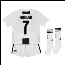 Fan shirt cristiano ronaldo juventus home soccer 18/19 jersey new free shipping. Ronaldo Juventus Kit Kids Jersey On Sale