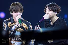 Ghim Của Wurmelein Tren Taekook Lung Lay Cuộc Sống Muối