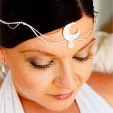 Goddess Crescent Moon Tiara in Sterling Silver, Moon Tiaras, Celestial  Headpiece, SCA Forehead Jewelry, Pagan Moon Tiara