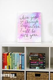 If you are a beginner at canvas painting you will love these art inspirations. Southern In Law Easy Diy Canvas Quote Art A Giveaway