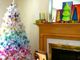 30 Chic Neon Diy Christmas Trees And Ornaments Rainbow Christmas Tree Rainbows Christmas Amazing Christmas Trees