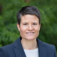 Ellie Humphrey's Instagram, Twitter & Facebook