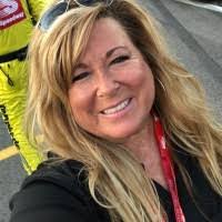 Deb Oakley's Instagram, Twitter & Facebook