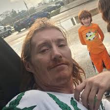 Anybody have problems with getting gold medals because my tan 2 is stuck