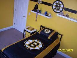 Bedrooms are not only a place where we sleep, it's a place where we work, relax and often show off our personality. Boston Bruins Hockey Bedroom Hockey Bedroom Hockey Room Boys Hockey Bedroom Ideas