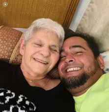 I Graduated from GIHS in 1967. I had the most wonderful Spanish teacher,  Mrs Inguanzo. Does anyone know what happened to her or if her husband was  ever allowed to leave Cuba