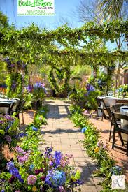 Fiesta Flowers Plants Gifts Local Full Service Florist Offering Delivery To Tempe Az Chandler Az Scottsdale Az Gilbert Az Mesa Az Phoenix Az Chandler Planting Flowers Plant Gifts Willow Flower