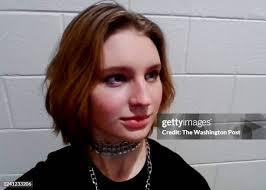 424 Laptop Thrown Stock Photos, High-Res Pictures, and Images