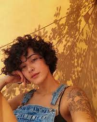 Cheveux courts bouclés ~ cheveux courts 2016. 30 Idees De Coupes Courtes Pour Vos Cheveux Boucles