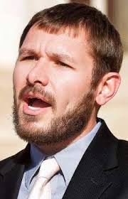 Head, Ortiz freeze their brains for charity