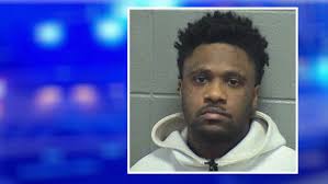 Robbers attacked woman with gun and Taser until she surrendered her PIN,  Chicago police report says