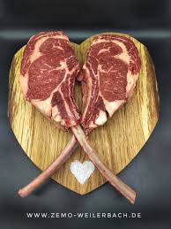 If you're lucky like me, your local grocer or butcher will carry tomahawk ribeye steaks on a regular basis. Zemo Gebr Moser Gmbh Produktbilder