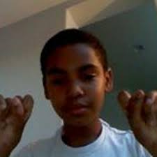 Stream Troy Moss music