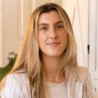 Caroline Cain's Instagram, Twitter & Facebook