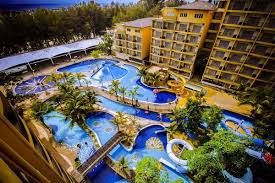 Gold coast morib water theme park is a main attraction for this resort apartment. 2020 Promo 2h1m Gold Coast Morib Pakej Leisure Holidaygogogo