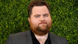 Has anybody noticed THIS GUY? Paul Walter Hauser has been KILLING IT!💯🔥  He's been in everything!